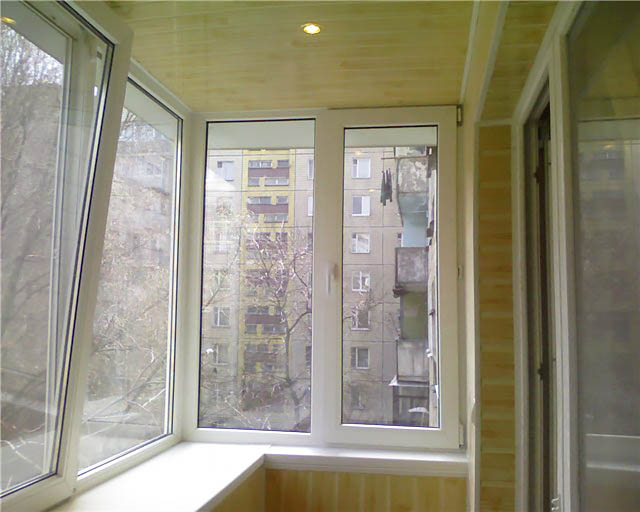 Остекление балкона в панельном доме по цене от производителя Щёлково